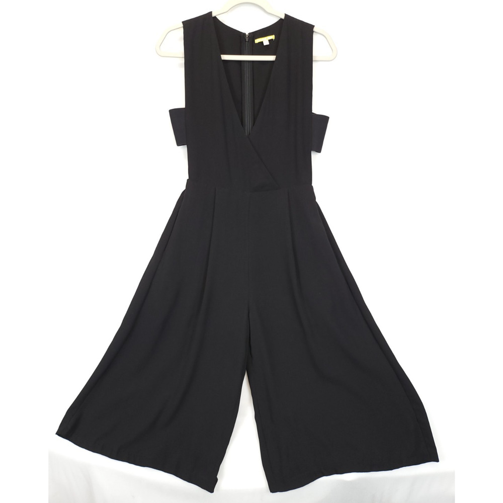 Gianni Bini Jumpsuit Wide Leg Culotte Capri Pant V Neck Sleeveless Women S Black